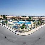 80 Fairviews Village Boavista
