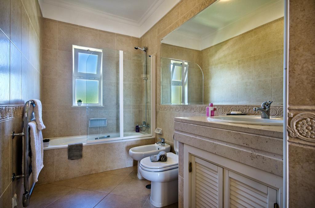 80 Fairviews Village Boavista *