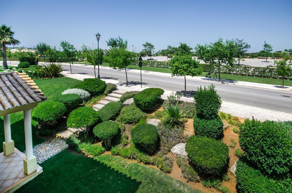 80 Fairviews Village Boavista Apartment *